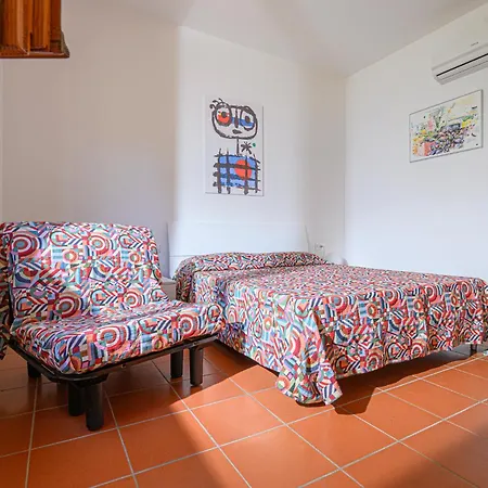 Ghiacci Vecchi Aparthotel 3*