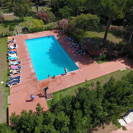 Ghiacci Vecchi Lägenhetshotell 4*