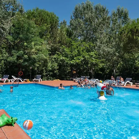 Ghiacci Vecchi Aparthotel