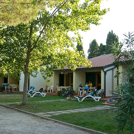Ghiacci Vecchi Aparthotel Venturina Terme
