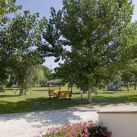 Ghiacci Vecchi Appart hôtel Venturina Terme